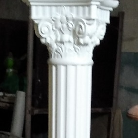 ქანდაკება "თეთრი რაში":
საერთო სიმაღლე- 145 სმ, სვეტის სიმაღლე- 45 სმ, სვეტის სიმაღლე- 100 სმ, წონა ცხენი- 4 კგ, სვეტი- 15 კგ, ხელოვნური მარმარილო